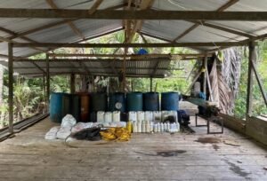 ARMADA DE COLOMBIA DEBILITÓ LAS FINANZAS DEL NARCOTRÁFICO CON LA DESTRUCCIÓN DE 35 LABORATORIOS ILEGALES